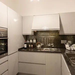 gregoriana-luxury-rental-in-rome.it-romehotels.com/
